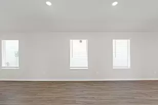 2202 Thorpe Grv Ct, Houston, TX 77090 - Photo 8