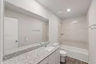 2202 Thorpe Grv Ct, Houston, TX 77090 - Photo 18