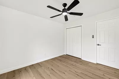 6703 Casablanca Drive, Houston, TX 77088 - Photo 12