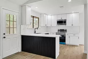 6703 Casablanca Dr, Houston, TX 77088 - Photo 4