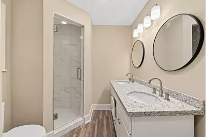 709 Scenic Drive, Baytown, TX 77521 - Photo 18