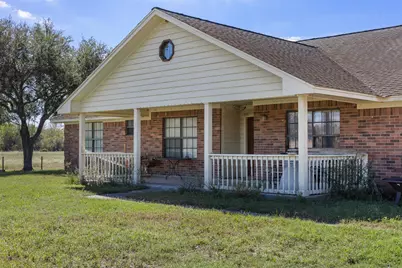 4231 Johnston Road, Wallis, TX 77485 - Photo 2