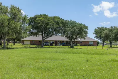 4231 Johnston Road, Wallis, TX 77485 - Photo 16