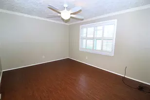 16731 Rippling Mill Dr, Sugar Land, TX 77498 - Photo 6