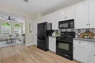 226 Sydnor St, Houston, TX 77020 - Photo 8