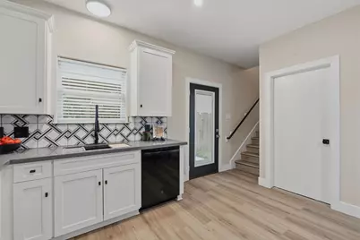 226 Sydnor Street, Houston, TX 77020 - Photo 14
