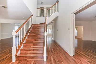 9731 New Kent Drive, Sugar Land, TX 77498 - Photo 4