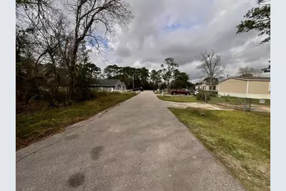 0 Avenue H Avenue, Dickinson, TX 77539 - Photo 2