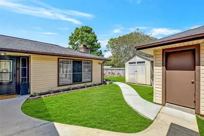 419 Broadmoor Street, Friendswood, TX 77546 - Photo 18