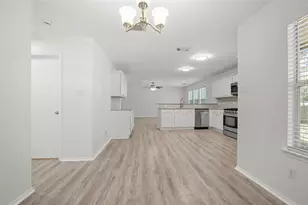 115 S Vesper Bend Cir, The Woodlands, TX 77382 - Photo 16