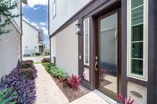 1303 Edwinstowe Trl, Houston, TX 77043 - Photo 4