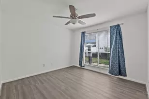 3506 Cove View Blvd, Galveston, TX 77554 - Photo 12
