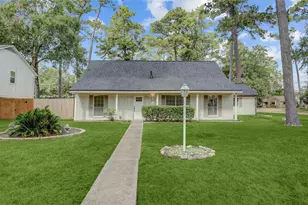 6502 Cypress Point Dr, Houston, TX 77069 - Photo 4