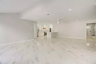 6502 Cypress Point Dr, Houston, TX 77069 - Photo 8