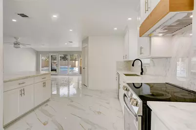 6502 Cypress Point Drive, Houston, TX 77069 - Photo 12