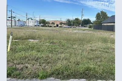 16 E Texas Avenue, Baytown, TX 77520 - Photo 8
