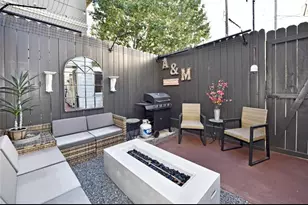 2007 Bailey St, Houston, TX 77006 - Photo 32