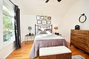 2007 Bailey St, Houston, TX 77006 - Photo 18