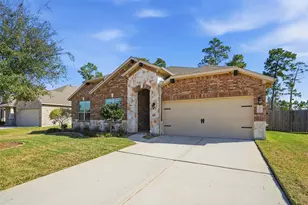 8214 Bosphorus St, Houston, TX 77044 - Photo 2