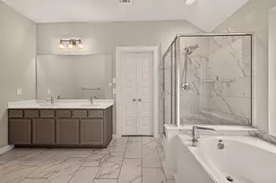 11638 Colossal Oak Dr, Houston, TX 77066 - Photo 18
