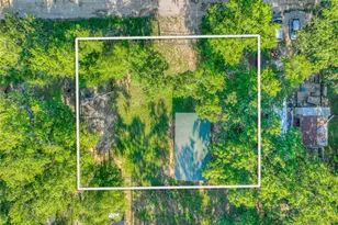 179 Somerset, Livingston, TX 77351 - Photo 6