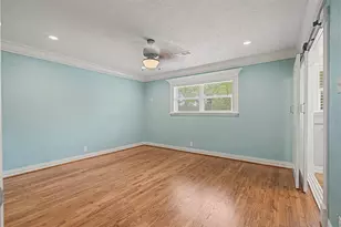 6742 Dusty Ln, Conroe, TX 77306 - Photo 16