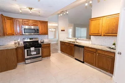 1009 Wildwood Drive, Deer Park, TX 77536 - Photo 2