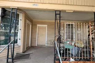 2409 Elysian St, Houston, TX 77009 - Photo 4