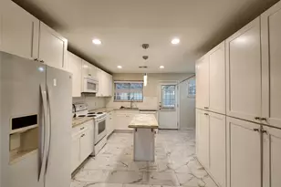 510 Gammon Dr, Houston, TX 77022 - Photo 6