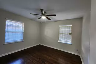 510 Gammon Dr, Houston, TX 77022 - Photo 14