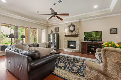 99 N Mews Wood Court, The Woodlands, TX 77381 - Photo 16
