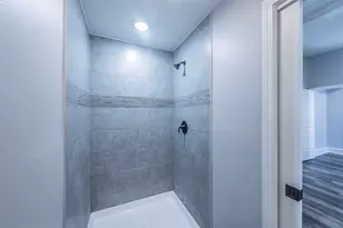 715 35th St, Galveston, TX 77550 - Photo 26