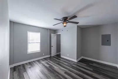 715 35th Street, Galveston, TX 77550 - Photo 12