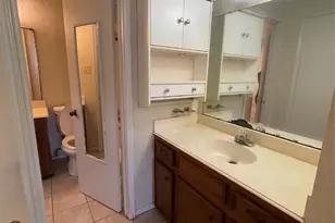 9434 Tooley Dr, Houston, TX 77031 - Photo 8