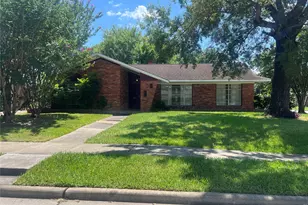 3715 Latma Dr, Houston, TX 77025 - Photo 2