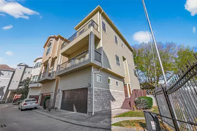 2063 W 14th 1/2 Street, Houston, TX 77008 - Photo 1
