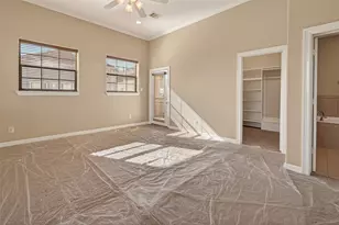 2063 W 14th 1/2 St, Houston, TX 77008 - Photo 24