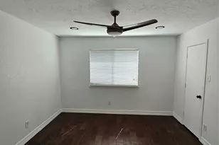 9207 Dairy View Ln, Houston, TX 77099 - Photo 28