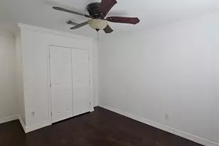 9207 Dairy View Ln, Houston, TX 77099 - Photo 24