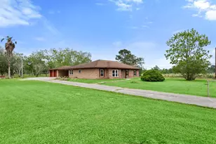 318 County Rd 296D, Alvin, TX 77511 - Photo 1