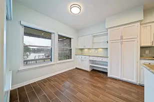 2662 Sailboat Dr, Houston, TX 77058 - Photo 6