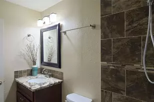 12730 Palm Desert Ln, Houston, TX 77099 - Photo 26