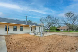 12425 Roesler Rd, Needville, TX 77461 - Photo 34