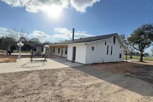 12425 Roesler Rd, Needville, TX 77461 - Photo 32