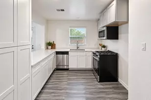 4910 Croker Ridge Rd, Houston, TX 77053 - Photo 8