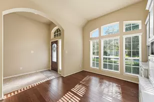 16307 Open Sea Dr, Houston, TX 77044 - Photo 6