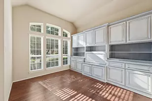 16307 Open Sea Dr, Houston, TX 77044 - Photo 6