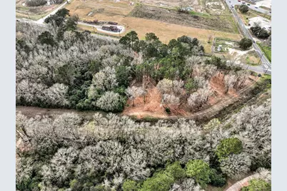 000 Lakeland Dr, Liberty, TX 77575 - Photo 14