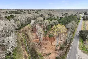 000 Lakeland Dr, Liberty, TX 77575 - Photo 1