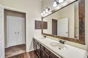1106 Pecan Crest Ct, Sugar Land, TX 77479 - Photo 32